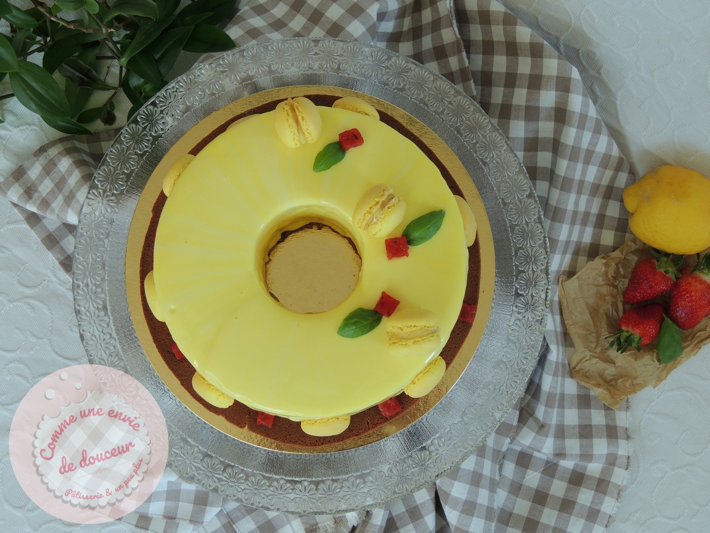 L'entremets ensoleillé ~ Citron, basilic & fraise